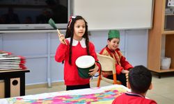 İlkokul öğrencileri Ramazan'ı manilerle karşıladı