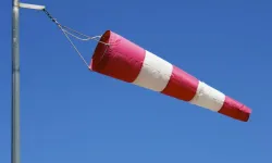 Kırşehir Valiliğinden Kuvvetli Rüzgar ve Fırtına Uyarısı