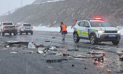 Feci kazada karı koca hayatını kaybetti