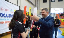 Kırşehir Spor Salonu’nda Futsal Coşkusu