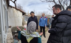 Vali Demiryürek 3 Mahallede 30 Aileyi Ziyaret Etti