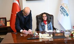 Kırşehir'de Minikler Başkanlık Makamına Oturdu