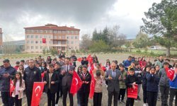 Şehit Öğretmen ve Öğrenciler Unutulmadı