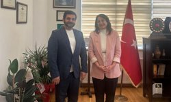 Başkan Memiş’ten Dekan Şahin’e Tebrik