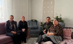 AK Parti’den Sebahat Çiçek’e Geçmiş Olsun Ziyareti