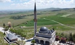 Kırşehir Ulupınar Köyü’nde Yunus Emre Türbesi’nde Şükür Duası Yapıldı