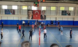 Boztepe’de Kurumlar Arası Voleybol Turnuvası Başladı