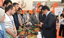 Cacabey Gençlik Merkezi’nde Renkli Festival