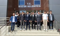 BAŞKAN ALİ ŞAHİN ÜNİVERSİTELİLERLE BULUŞTU