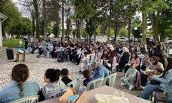 Boztepe'de Açık Hava Sineması Etkinliğine Yoğun İlgi