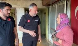 Gönüllüler Temizledi, Selzede Kadın Dualarıyla Teşekkür Etti