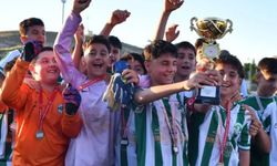 U13 GENÇLER LİGİ'NDE ŞAMPİYON KIRŞEHİRSPOR