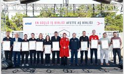 Belgeyi AFAD ve Kızılay Başkanı Verdi