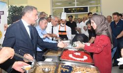 Ahi Evran Üniversitesi'nde Geleneksel Aşure İkramı