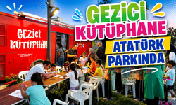 Gezici Kütüphane Atatürk Parkı'nda Çocuklarla Buluştu