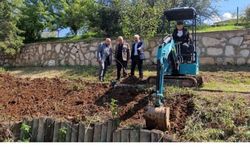 Kırşehir Özbağ'da Necati Gökçınar Parkı Yenileniyor