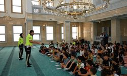 Kırşehir Polisi Camilerde Çocuklarla Buluştu