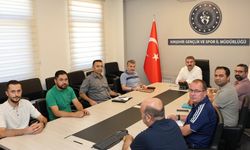 KIRŞEHİR’DE GENÇLİK VE SPOR YATIRIMLARI MASAYA YATIRILDI