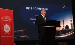 “PEYGAMBERİMİZ VE GÜZEL AHLAK” PANELİNE YOĞUN İLGİ