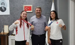 KIRŞEHİR’İN “ALTIN YUMRUKLARI”NDAN ÇAKMAKÇI’YA ZİYARET