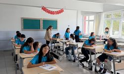 Muharrem Ertaş Müzik Ortaokulu Kapılarını Sanatla Açtı