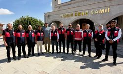 SERDAR KILIÇ, YUNUS EMRE TÜRBESİ’NDE ÖĞRENCİLERLE BULUŞTU