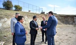 Akçakent'e dev spor yatırımı: Vali Demiryürek saha çalışmalarını yerinde denetledi