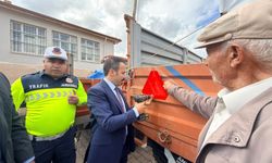 Çiçekdağı’nda "Reflektör Tak, Görünür Ol" Etkinliği Düzenlendi