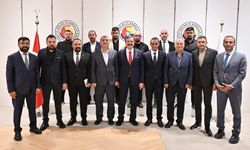 Kırşehir Ticaret Borsası’nın Yeni Yönetimi TOBB’u Ziyaret Etti