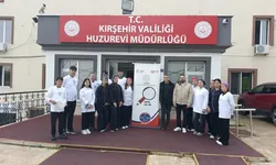 Kırşehir’de gençler huzurevi sakinlerine yemek yaptı