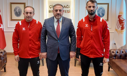Kırşehirspor Antrenörlerinden Başkan Hakanoğlu’na Ziyaret