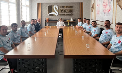Şampiyon Voleybol Takımından Kaymakam Kıyıcı’ya Ziyaret