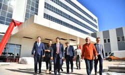 Vali Demiryürek 400 Yataklı Hastaneyi İnceledi