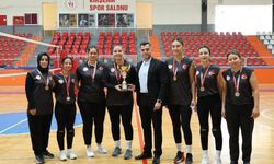 Kaman Kaymakamlığı Kadın Voleybol Takımı İl Birincisi Oldu