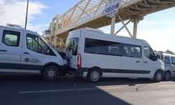 Kırşehir’de Sanayi Sitesi Girişinde Zincirleme Kaza