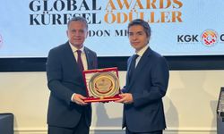 Londra’da KGK Buluşması: Gazeteciler Ödüllerini Aldı