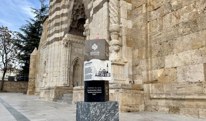 Kırşehir'de ecdat yadigarı vakıf eserleri restorasyon çalışmalarıyla ayağa kaldırıldı