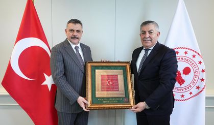 KIR-FED’den Bakan Çiftçi’ye Hayırlı Olsun Ziyareti