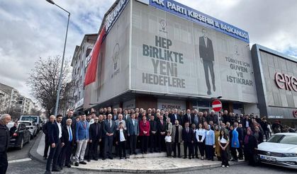 AK Parti Kırşehir’de Yoğun Katılımla  Bayramlaşma Coşkusu