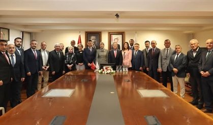 KIR-DEF Heyeti İçişleri Bakan Yardımcısı Kübra Güran Yiğitbaşı’nı Ziyaret Etti