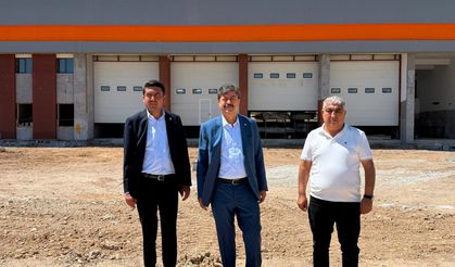 Erkan Kaman’daki Projeleri Yakından Takip Ediyor