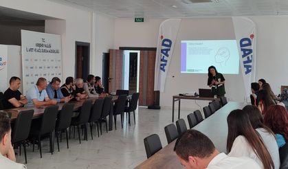 KIRŞEHİR AFAD PERSONELİNE BAĞIMLILIKLA MÜCADELE EĞİTİMİ