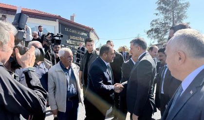 Hakanoğlu, Bakan Çiftçi’ye Çiçekdağı’nın Taleplerini İletti