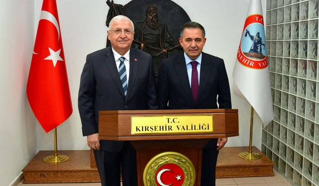 Savunma Bakanı Güler, Kırşehir Valisi Buhara'yı ziyaret etti