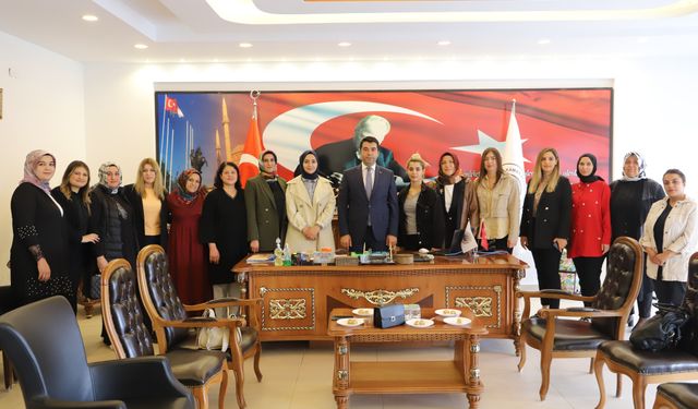 MHP Kaman Kadın Kolları, Başkan ile bir arada