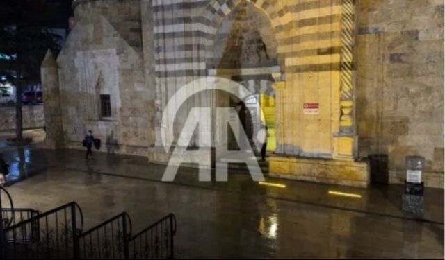 Ramazan ayının ilk teravih namazı kılındı