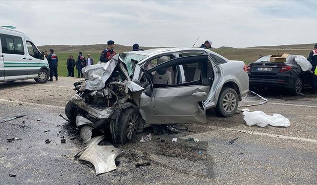 Haymana'daki trafik kazasında 6 kişi öldü, 3 kişi yaralandı