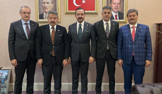 AK Parti Genel Merkezi’nde anlamlı buluşma