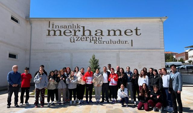 Başkan Hakanoğlu, şampiyon adaylarını ağırladı