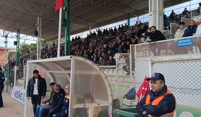 Teknik Direktör Uzunköprü’den Kırşehir FK taraftarına özel teşekkür